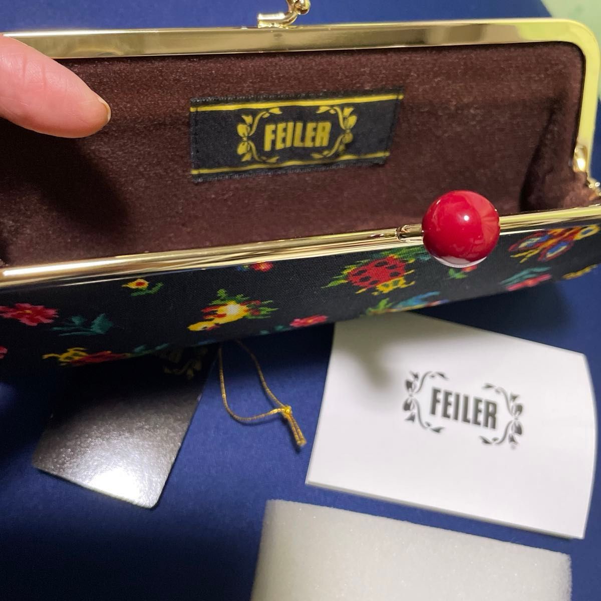 新品 フェイラー ハイジ柄がま口ポーチ メガネケース|Yahoo 新品 フェイラー ハイジ柄がま口ポーチ メガネケース|Yahoo