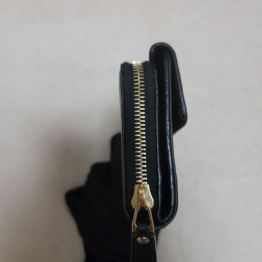 極美品】GUCCI グッチ 長財布 折り財布 ラウンドファスナー 極美品】GUCCI グッチ 長財布 折り財布 ラウンドファスナー