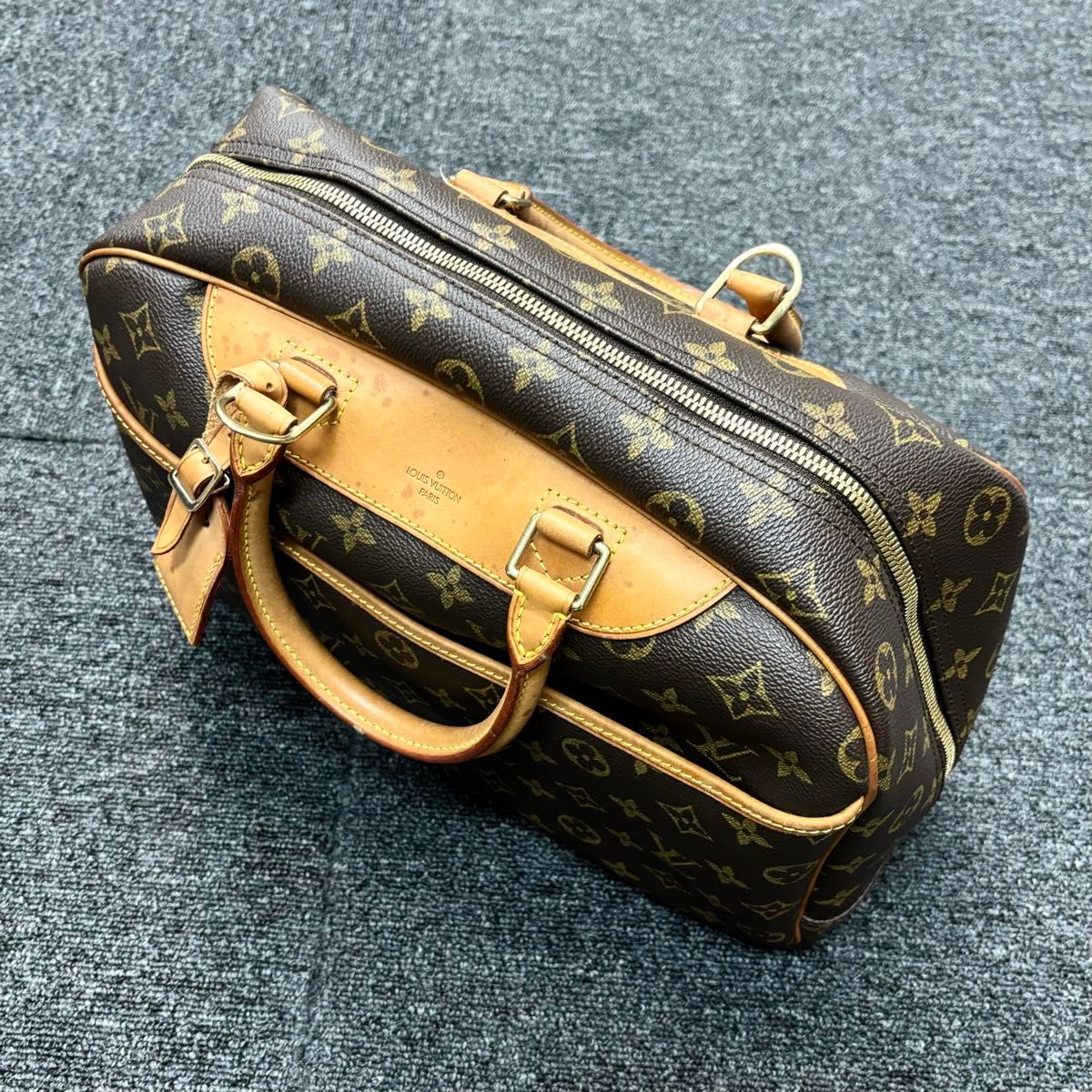 美品】 LOUIS VUITTON ルイヴィトン モノグラム ドーヴィル 美品】 LOUIS VUITTON ルイヴィトン モノグラム ドーヴィル