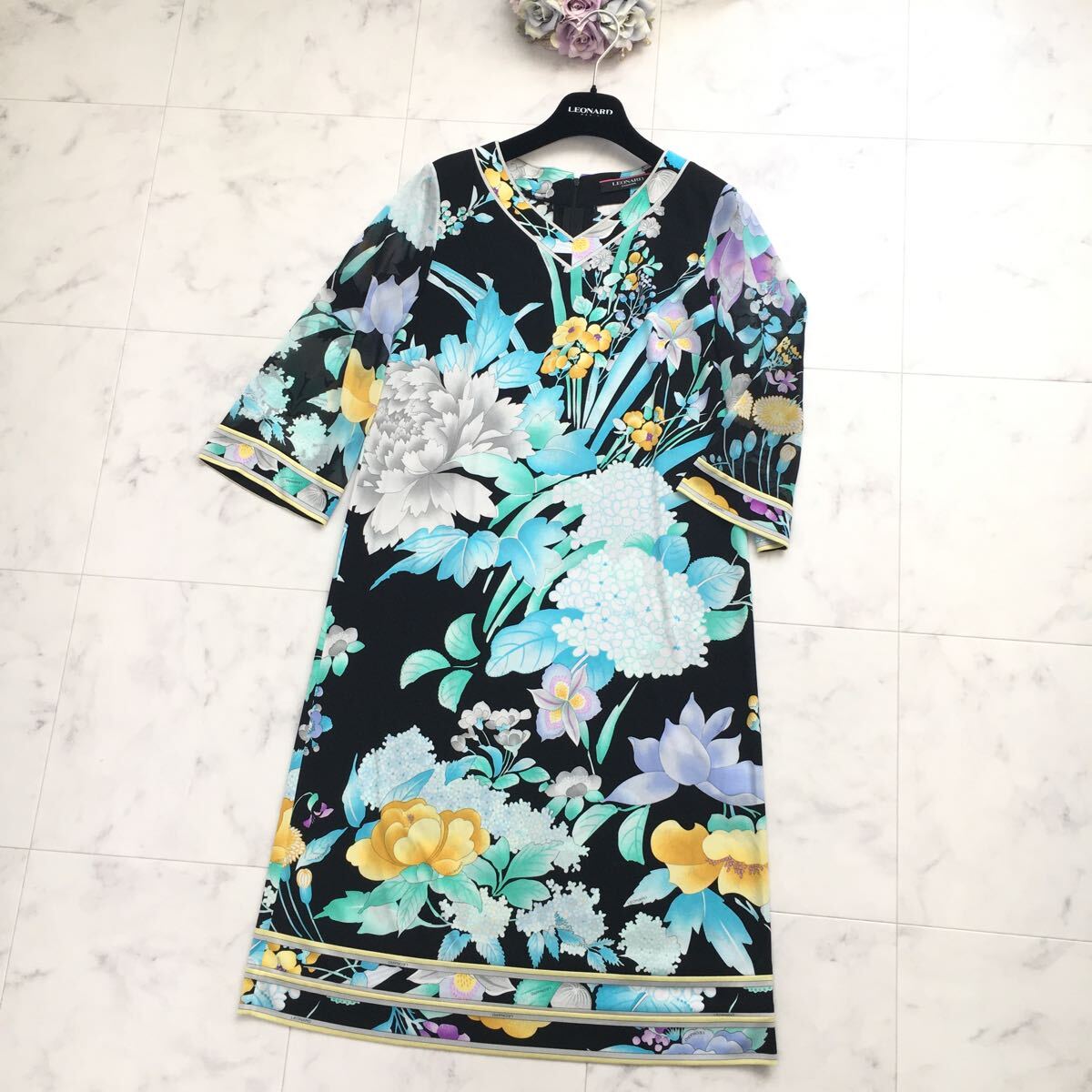 近年美品 LEONARD レオナール 美しい花柄 カンカン ロング 近年美品 LEONARD レオナール 美しい花柄 カンカン ロング