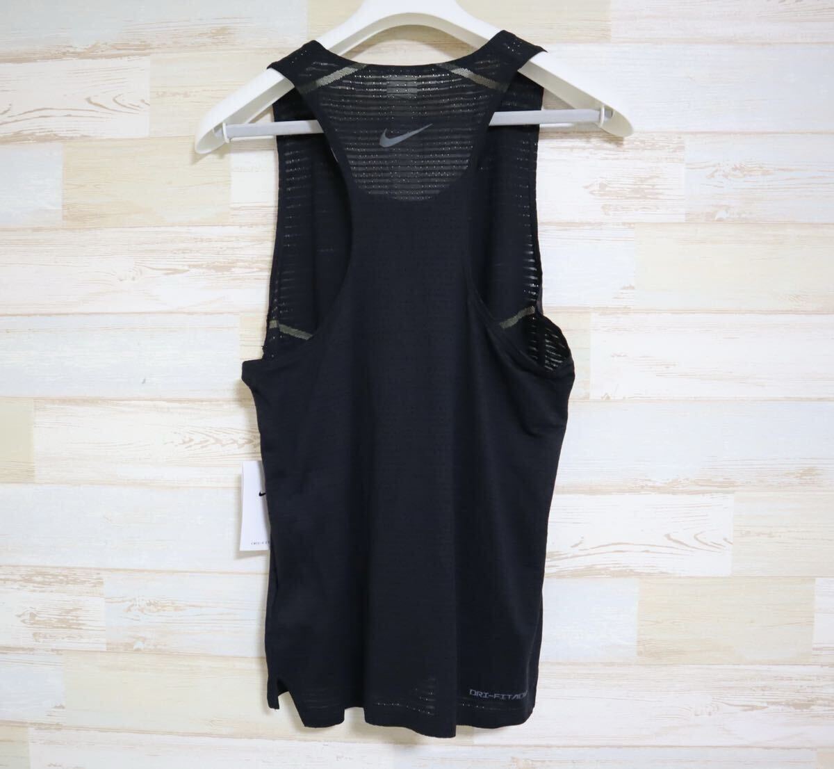 新品 定価10450円 Sサイズ ナイキ NIKE ドライフィット ランディ