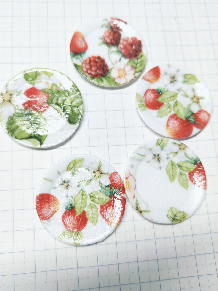  miniature strawberry pattern 45 millimeter plate 5 pieces set doll house 