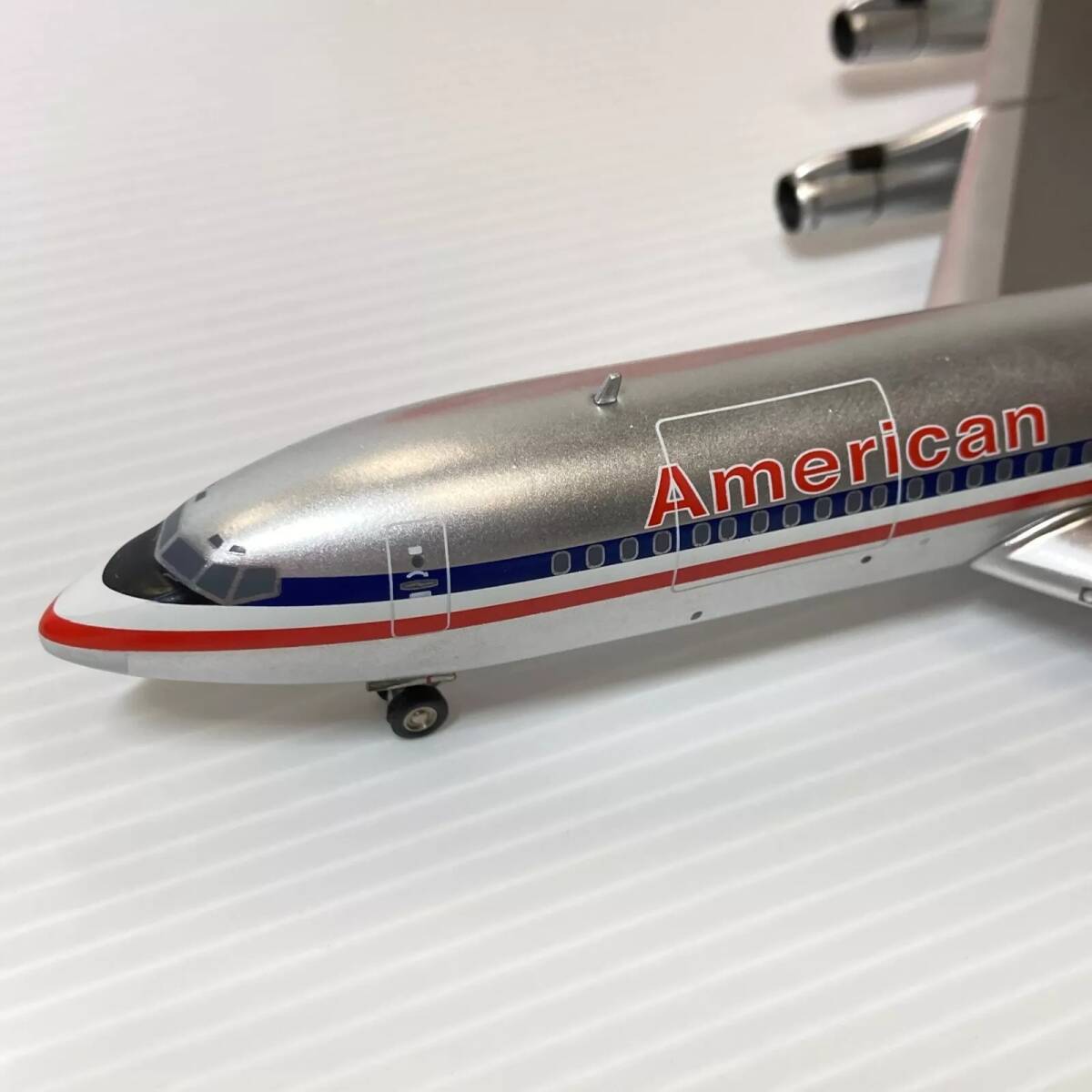 INFLIGHT 1/200 American Airlines BOEING 707-320 Officially INFLIGHT 1/200 American Airlines BOEING 707-320 Officially
