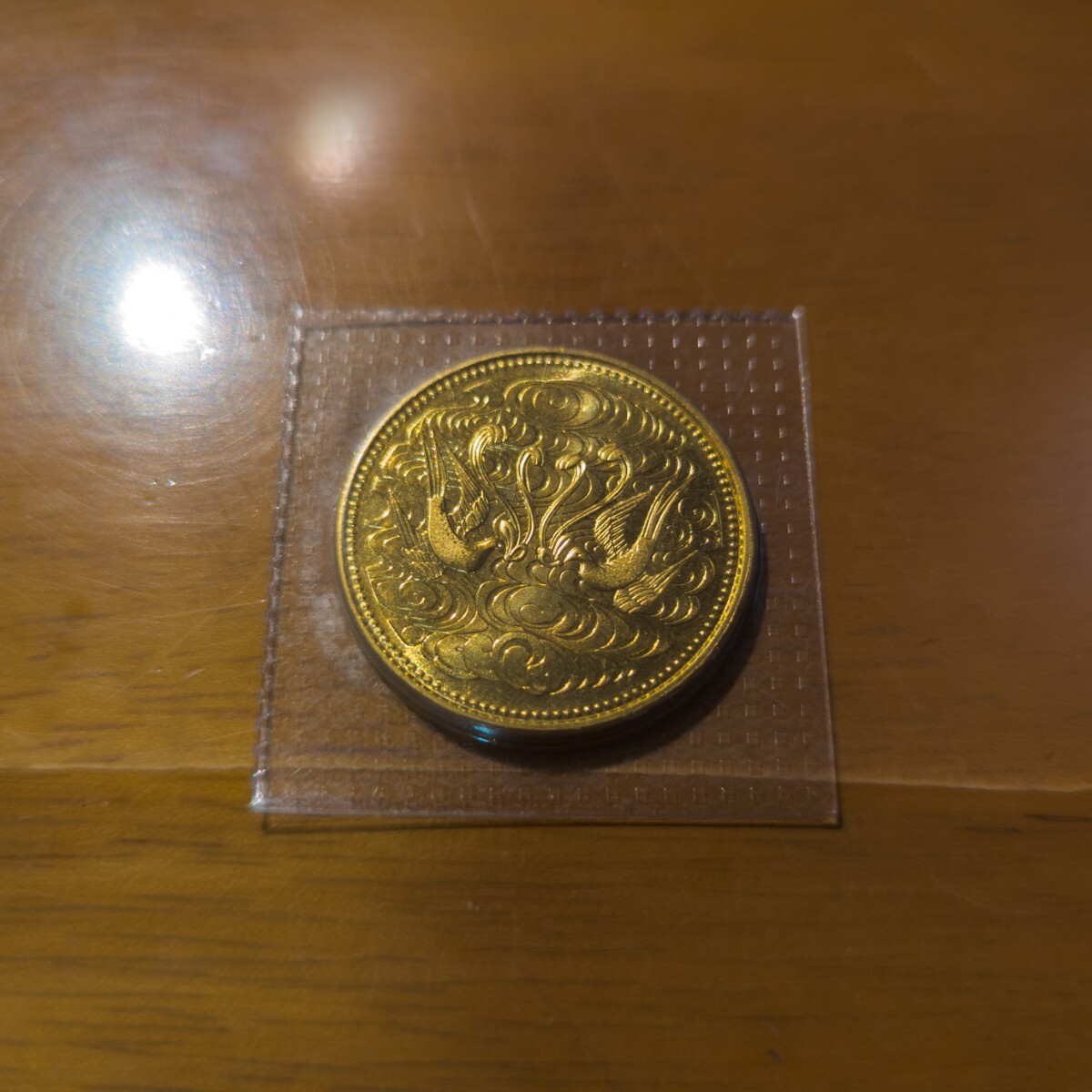 天皇陛下御在位60年記念 10万円金貨 (拾万円金貨) 昭和61年 ブリスターパック入り 純金・ゴールド