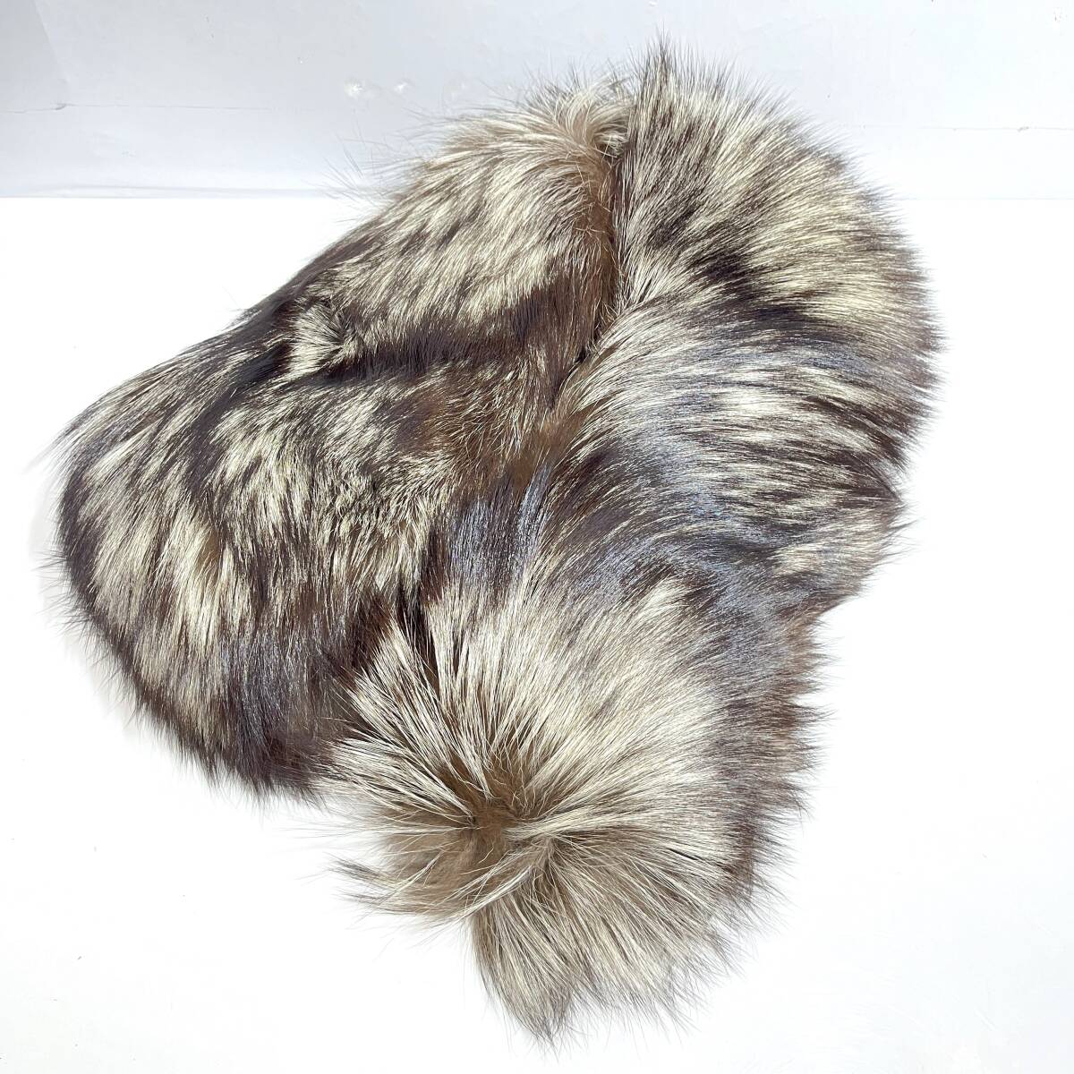 (志木)【美品】SAGAFURS/サガファーズ シルバーフォックス 全長約110cm 毛皮 ファー マフラー ティペット (o)