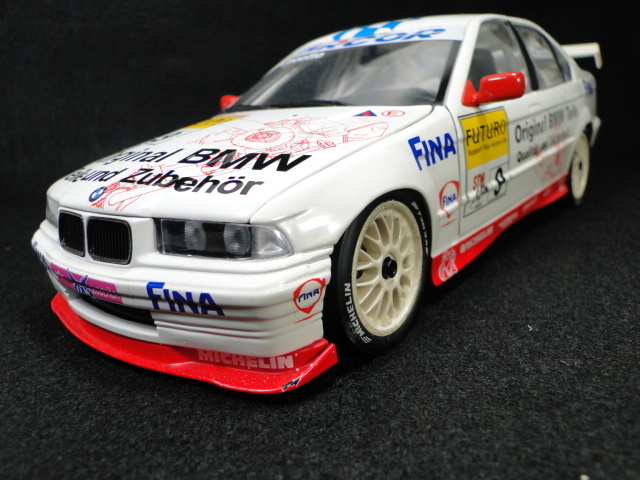 ミニチャンプス1/18　BMW　E36　WTCC