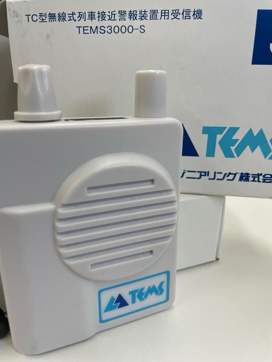 白TC列警(TC型無線式列車接近警報装置用受信機3000-