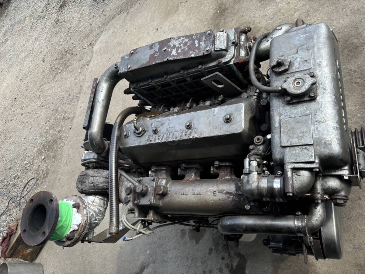 yanmar ヤンマー船内機 4CH-UT 150馬力 最大200馬力 減速比 yanmar ヤンマー船内機 4CH-UT 150馬力 最大200馬力 減速比