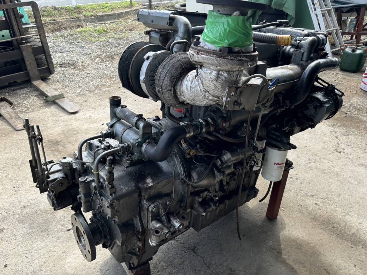 yanmar ヤンマー船内機 4CH-UT 150馬力 最大200馬力 減速比 yanmar ヤンマー船内機 4CH-UT 150馬力 最大200馬力 減速比