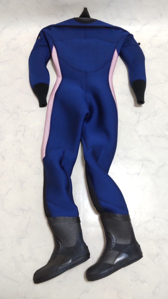 美品 ワールドダイブ レディース ドライスーツ フルオーダー 美品 ワールドダイブ レディース ドライスーツ フルオーダー