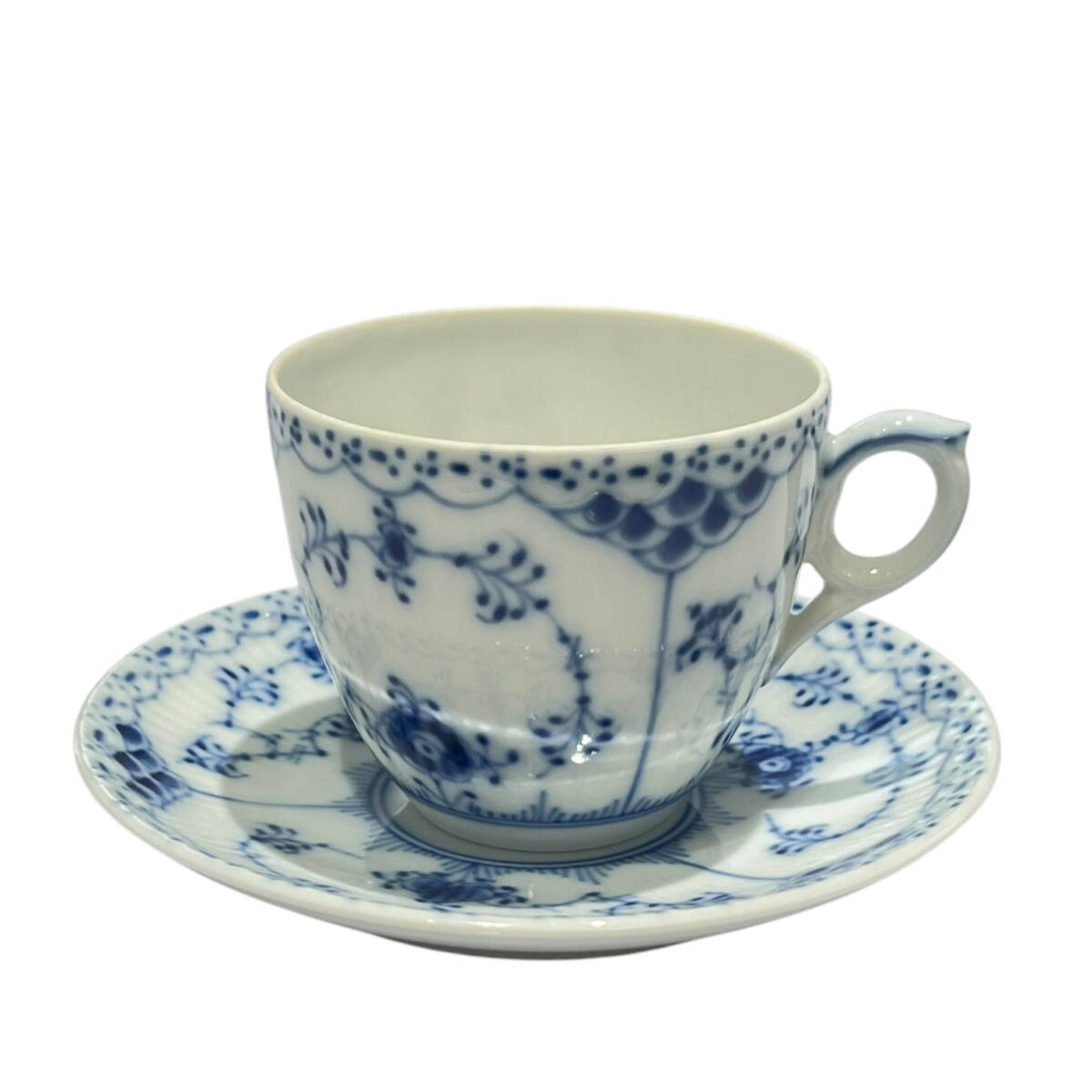 ■中古品■ロイヤルコペンハーゲン カップ＆ソーサー 食器 本体のみ ZE2208Z