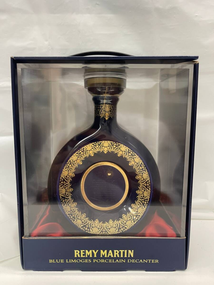 未開栓　REMY MARTIN EXTRA BLUE LIMOGES PORCELAIN DECANTER 青陶器 700ml 40%　ブランデー コニャック 箱付(SMG4119SM)