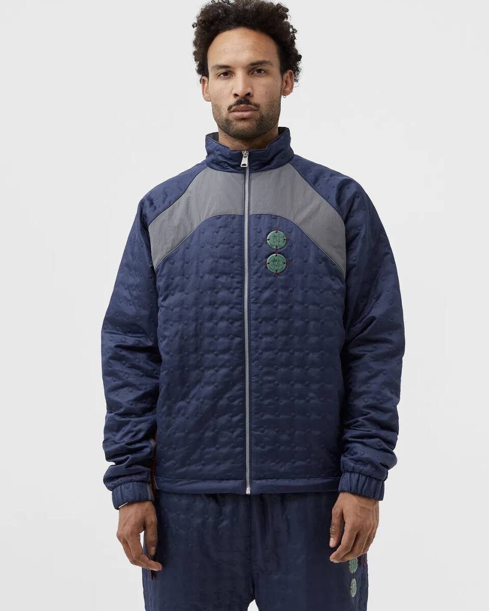 新品 NIKE JORDAN CLOT セットアップ ジャージ XL 定価72 050円 新品 NIKE JORDAN CLOT セットアップ ジャージ XL 定価72 050円