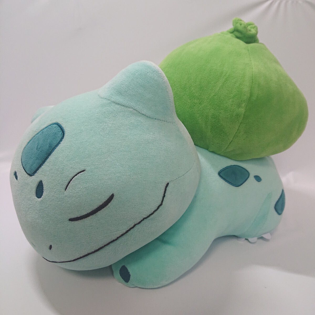 ポケモンセンター すやすやフシギダネ BIGぬいぐるみ ポケモンセンター すやすやフシギダネ BIGぬいぐるみ