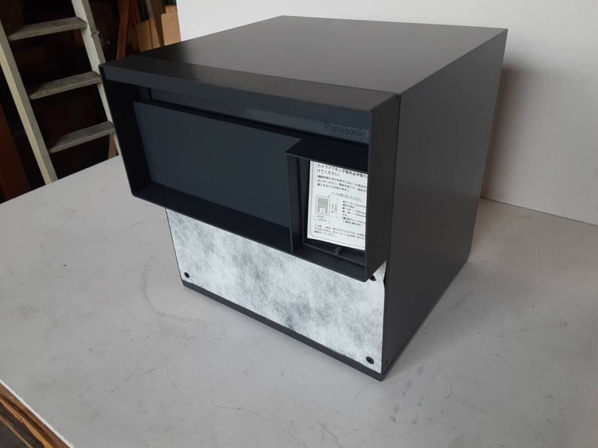 【 サインポスト 】＝表札スペースのみ＝ Panasonic ユニサス ブロックタイプ 2Bサイズ 鋳鉄ブラック CTBR7621TB 郵便ポスト