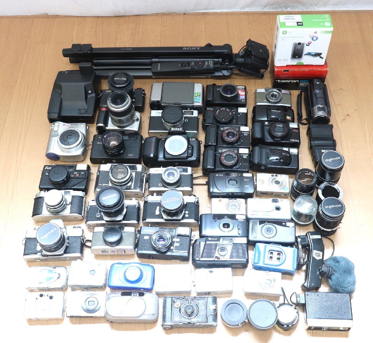 【ト足】 Nikon ニコン minolta ミノルタ Canon キャノン 他 一眼レフ デジカメ カメラ いろいろ大量まとめ CO000CBB11