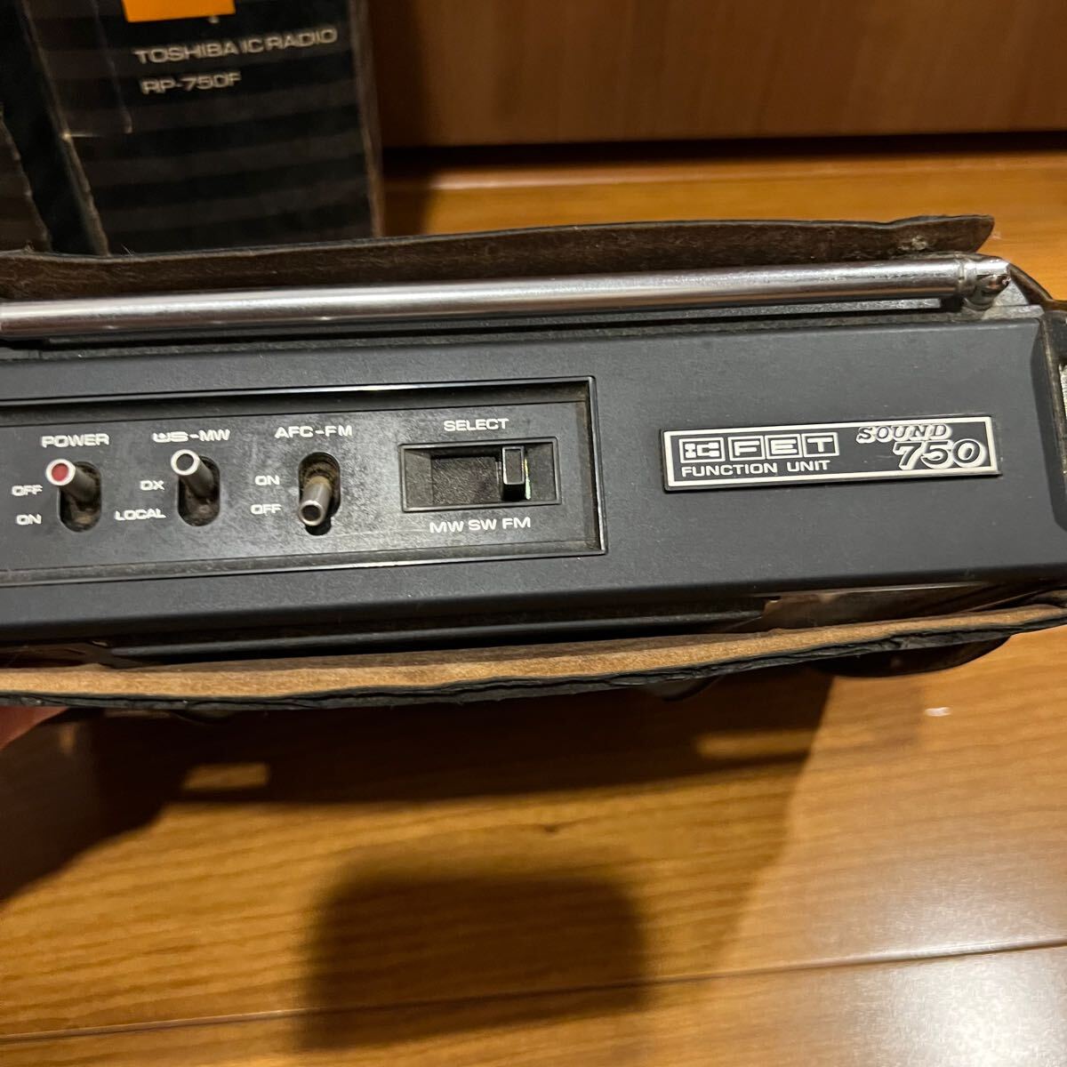 Yahoo!オークション - レア TOSHIBA SOUND750 IC RADIO RP-750F Yahoo!オークション - レア TOSHIBA SOUND750 IC RADIO RP-750F