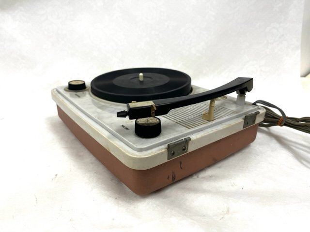 [ Junk ] TOSHIBA Toshiba portable electro- . record player GP-15 Showa Retro that time thing Vintage 