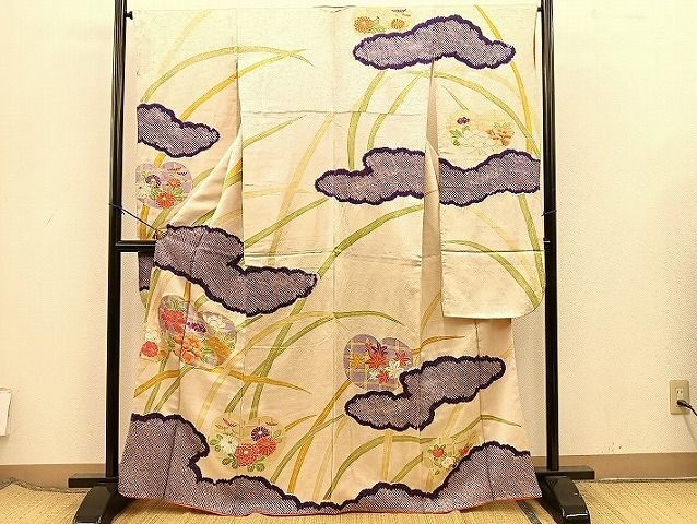 平和屋着物■豪華振袖　絞り　駒刺繍　雲取り牡丹文　金通し地　　逸品　BAAK3258xi