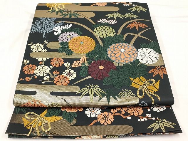 平和屋-こころ店◎六通柄袋帯　唐織　エ霞花束ね文　黒地　金糸　正絹　逸品　AAAL5721Aex