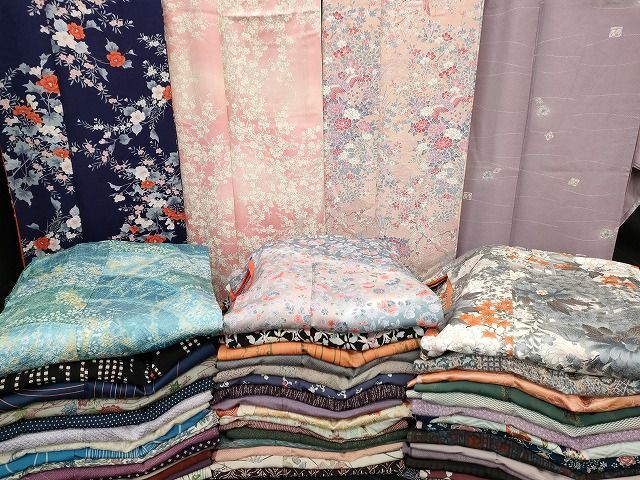 平和屋-こころ店■1円 小紋 まとめて 50点 孔雀 風景 菊 辻が花 更紗 花柄 絞り 金彩 など 着用可能多数 未使用品あり 全て正絹 hi2286