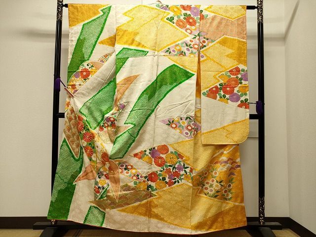 平和屋着物■豪華振袖　駒刺繍　絞り　切嵌笹花文　暈し染め　金彩　逸品　CAAH7244dy