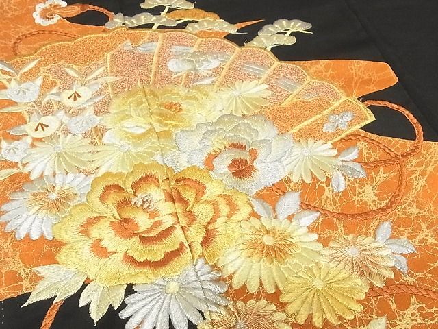 平和屋着物■豪華黒留袖　刺繍　檜扇花文　金銀糸　着丈166cm　裄丈65.5cm　正絹　逸品　B-ey4775