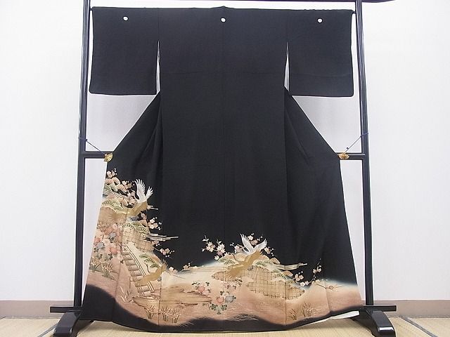 平和屋着物■豪華黒留袖　駒刺繍　渡橋飛鶴花文　暈し染め　金彩　逸品　BAAJ3483op