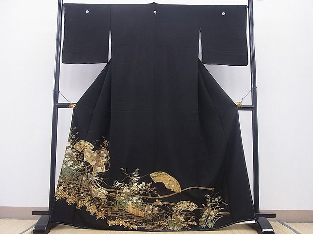 平和屋着物■豪華黒留袖　地紙吉祥草花文　金彩　逸品　BAAJ3470op