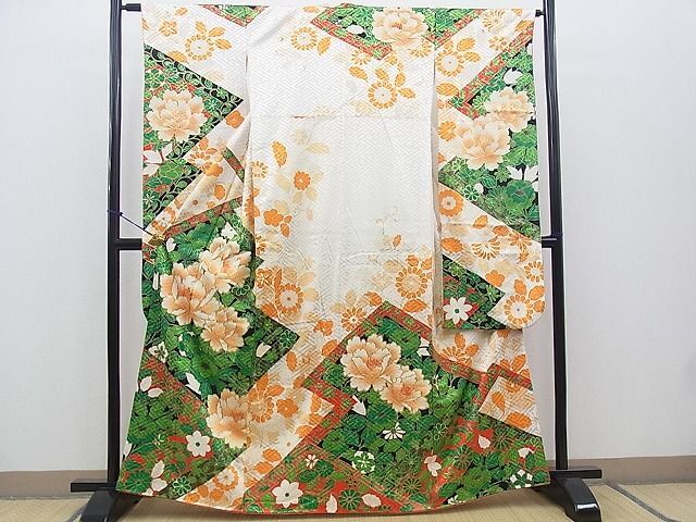 平和屋着物■豪華振袖　駒刺繍　松皮菱花文　金彩　逸品　BAAI1890kj