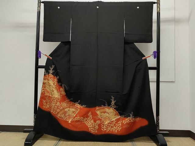 平和屋着物■豪華黒留袖　駒刺繍　扇面草花文　暈し染め　金彩　逸品　CAAH4278id