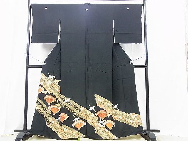 平和屋着物■豪華黒留袖　飛鶴草花文　金彩　逸品　BAAJ8277bj