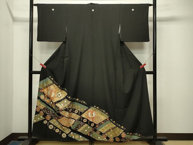 平和屋着物■豪華黒留袖　駒刺繍　鳳凰花唐草文　金彩　逸品　CAAH5926in
