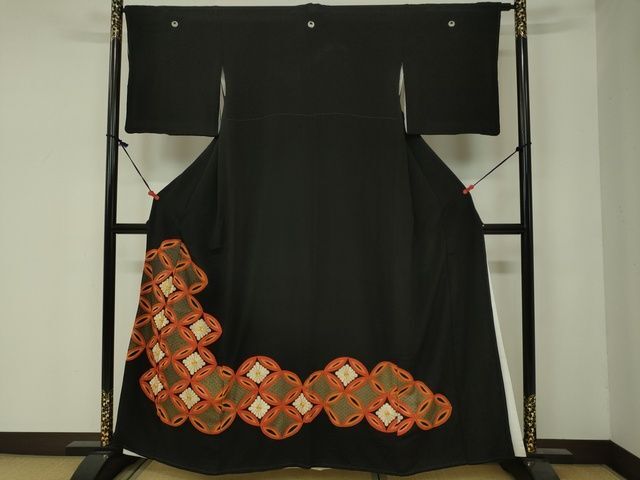 平和屋着物■豪華黒留袖　駒刺繍　七宝花文　金糸　逸品　DAAI7086we