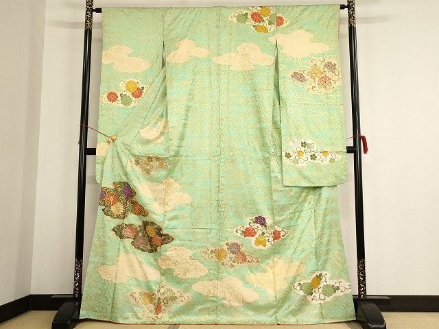 平和屋着物■豪華振袖　駒刺繍　流水花唐草文　金彩　正絹　逸品　AAAK2783Agk