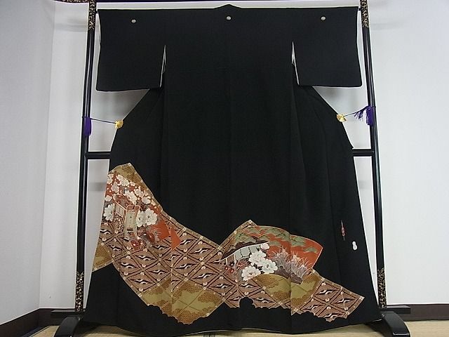 平和屋着物■豪華黒留袖　作家物　駒刺繍　菱御所車向かい鶴文　逸品　dy5216