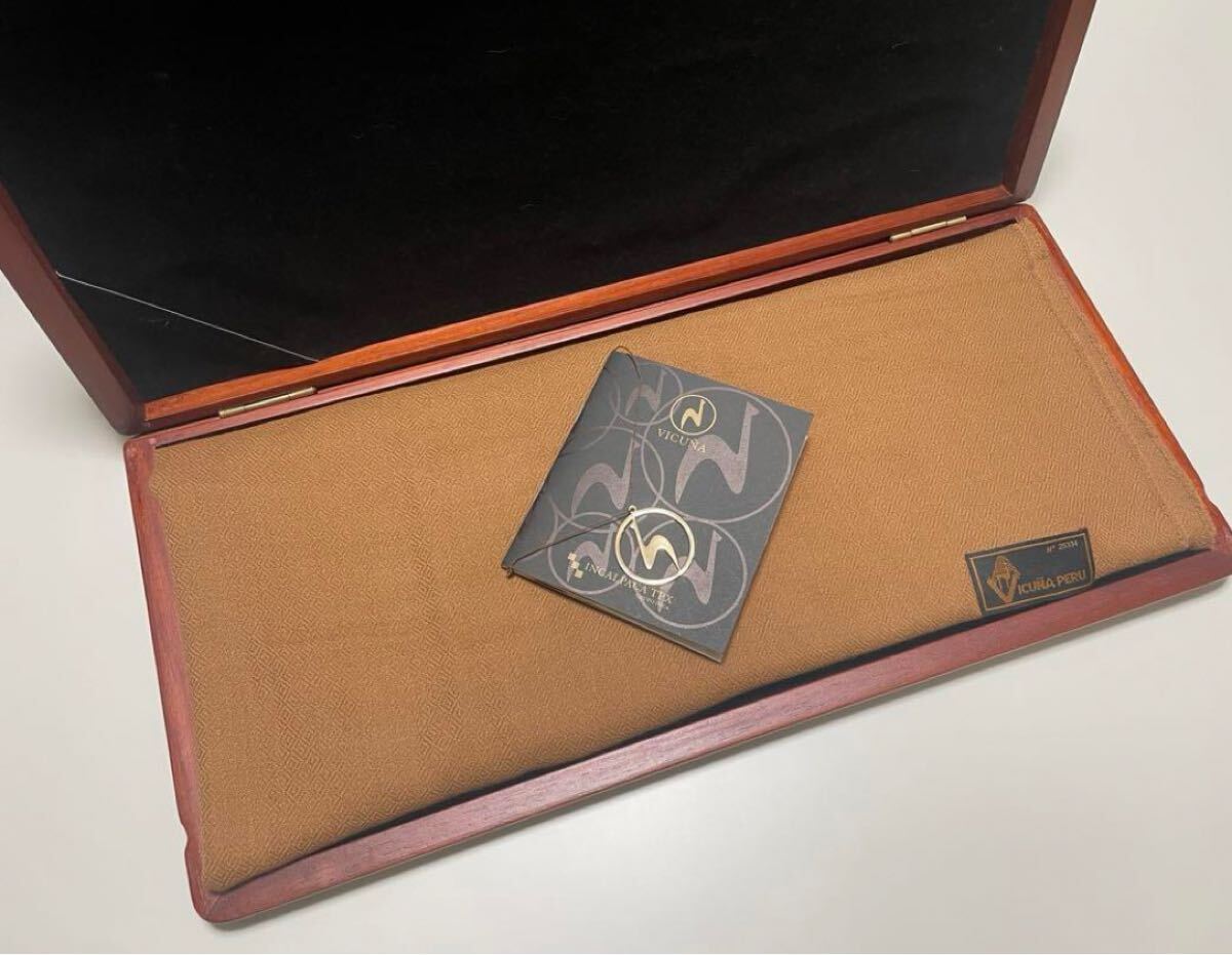 定価40万 vicuna ビキューナ ビクーニャ 100% 大判 マフラー 定価40万 vicuna ビキューナ ビクーニャ 100% 大判 マフラー