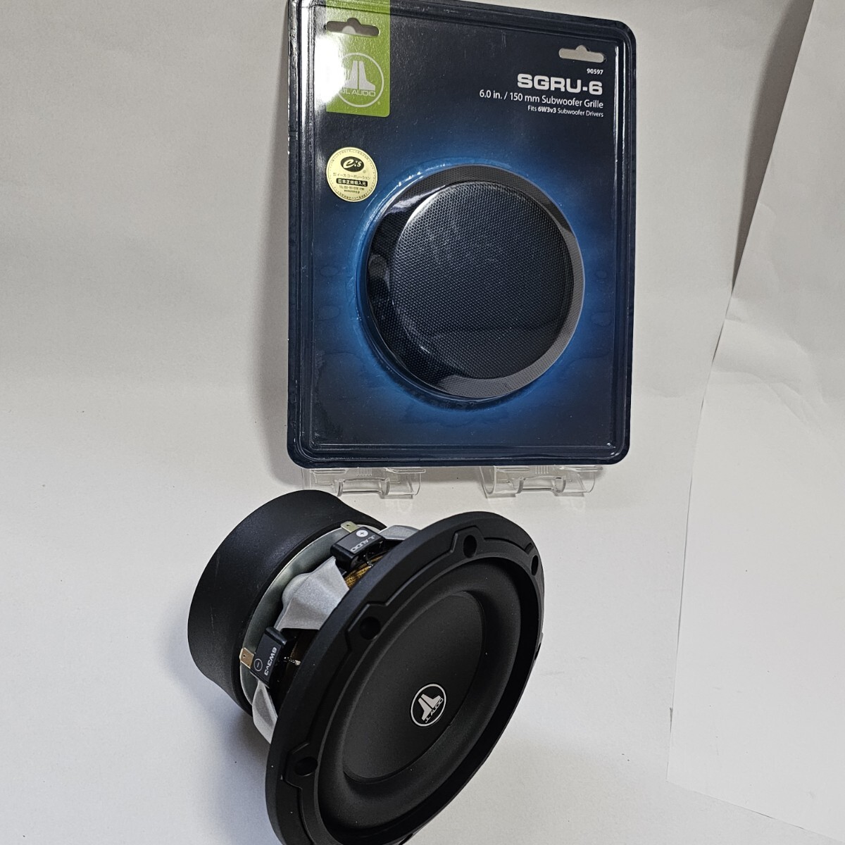 【新品・未使用】JL AUDIO サブウーファー[JL-6W3v3-4]と専用カバーをセットで