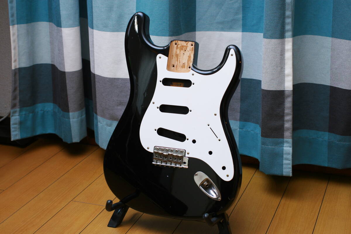 Fender Japan ストラトキャスタータイプ ギターボディ Yahoo!オークション - Fender Japan ストラトキャスター ボディのみ
