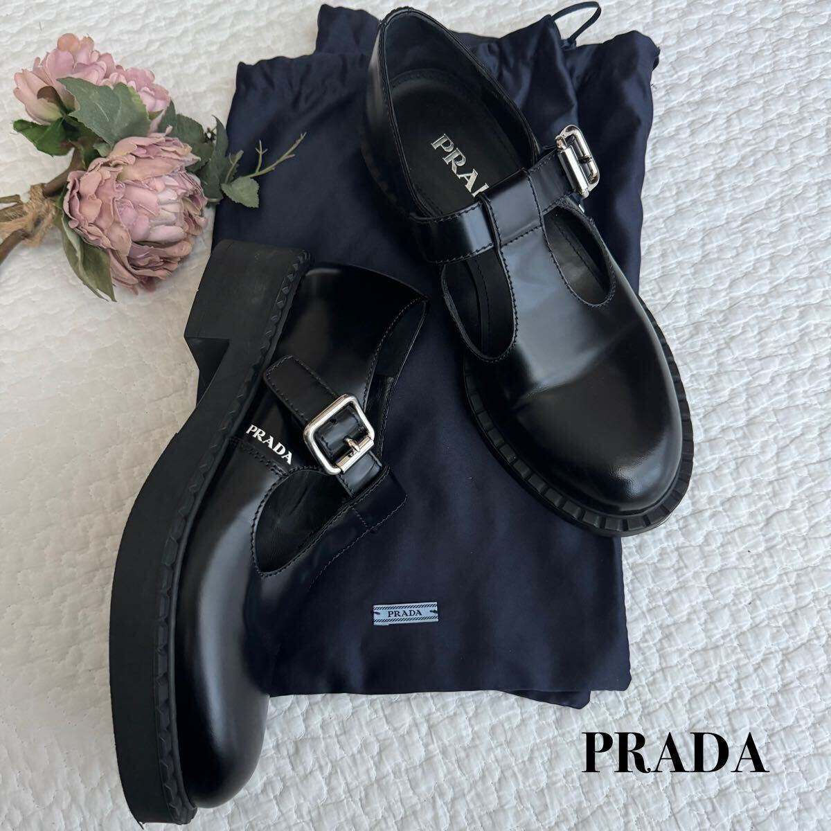 美品 PRADA ロゴ レザー ベルト バックル ローファー ブラック 美品 PRADA ロゴ レザー ベルト バックル ローファー ブラック