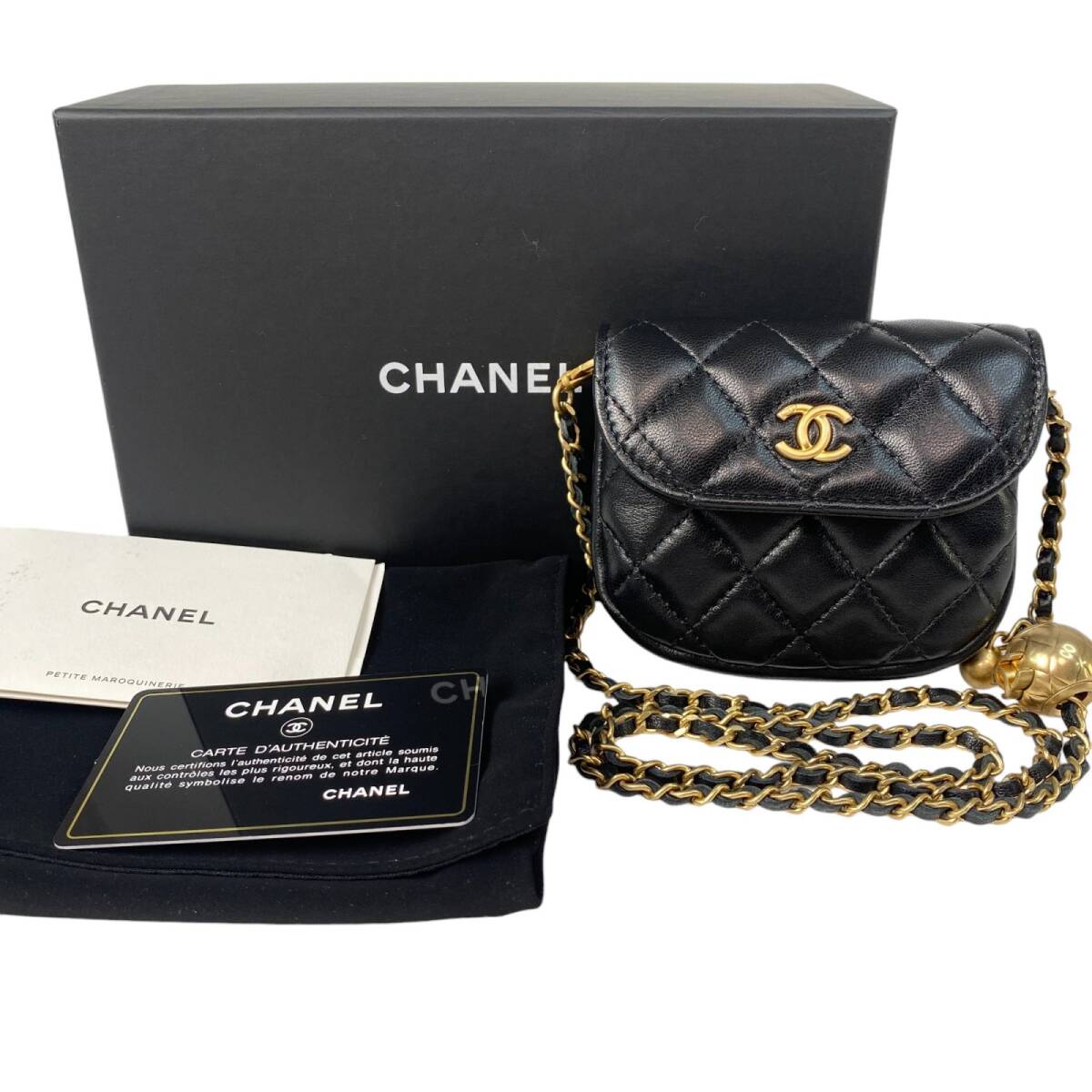 美品 CHANEL マトラッセ ボールチェーン ショルダーバッグ 美品 CHANEL マトラッセ ボールチェーン ショルダーバッグ