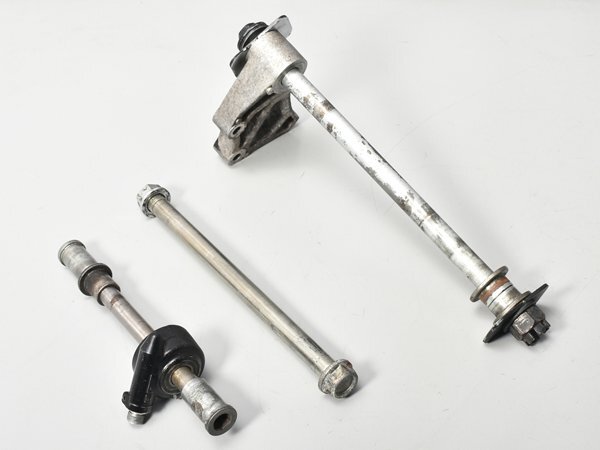 MPB バリオス 1型 ZR250A 純正アクスルシャフト前后 ピポットシャフト メーターギア等 カワサキ 優(yōu)良販