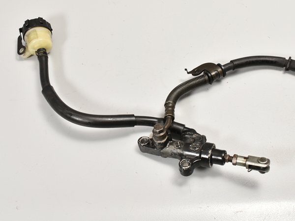 MPB TZR250R 3XV 純正リアブレーキキャリパー ブレーキマスター キャリパーサポート Rブレーキ ヤマハ 優(yōu)良販