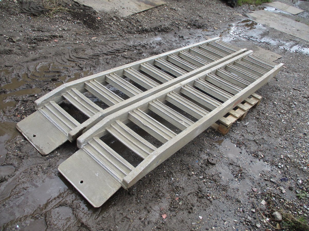 [1 collection 3T for ] aluminium bridge. road board ( valid width 400. width 490. length 3000.)* for searching. Yumbo. combine. tractor dump. snowblower 