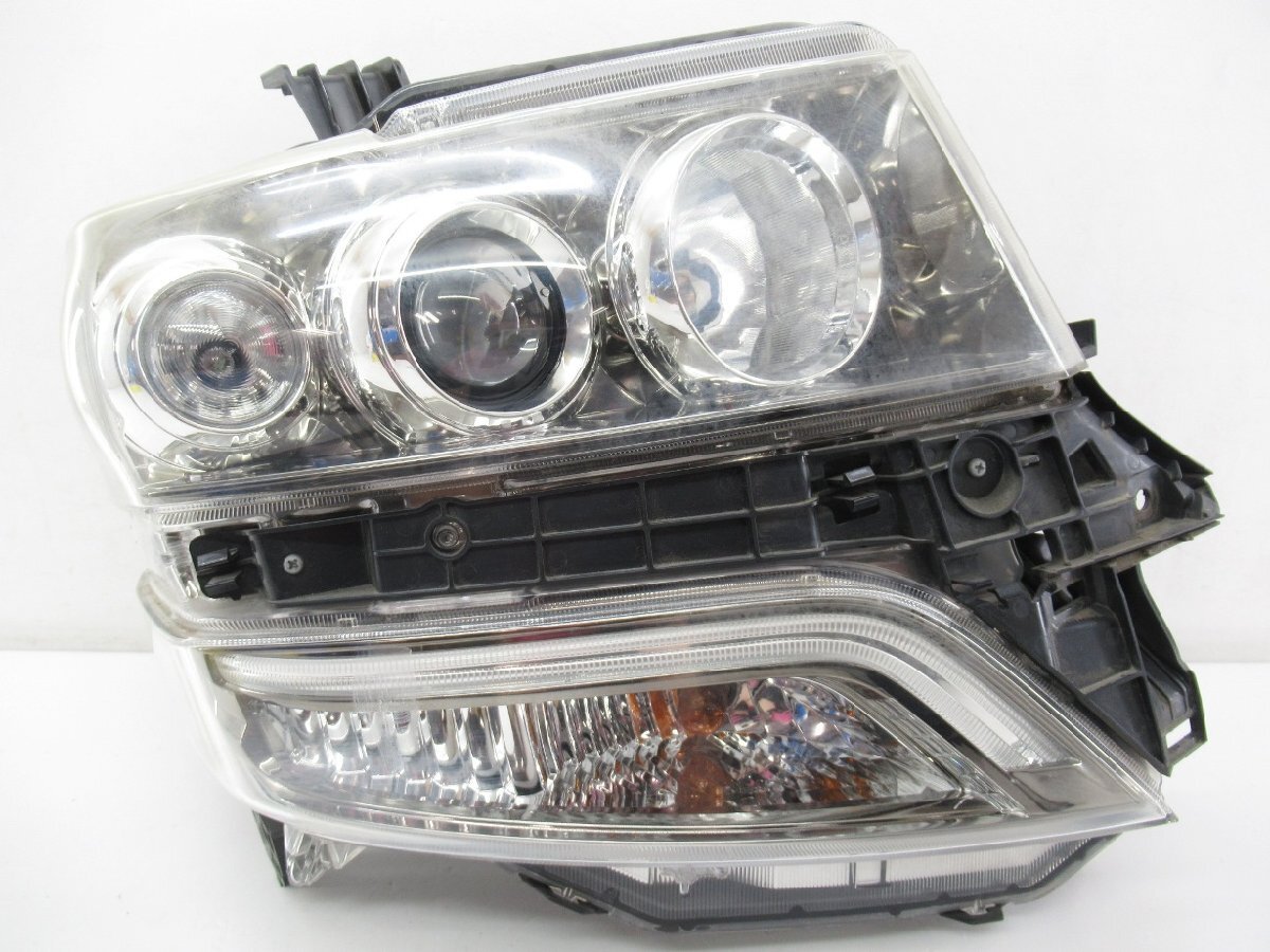 《即決あり》 N-BOX エヌボックス カスタム JF1 JF2 前期 純正 右 ヘッドライト LED 青 【 KOITO 100-62038 】(M099778)