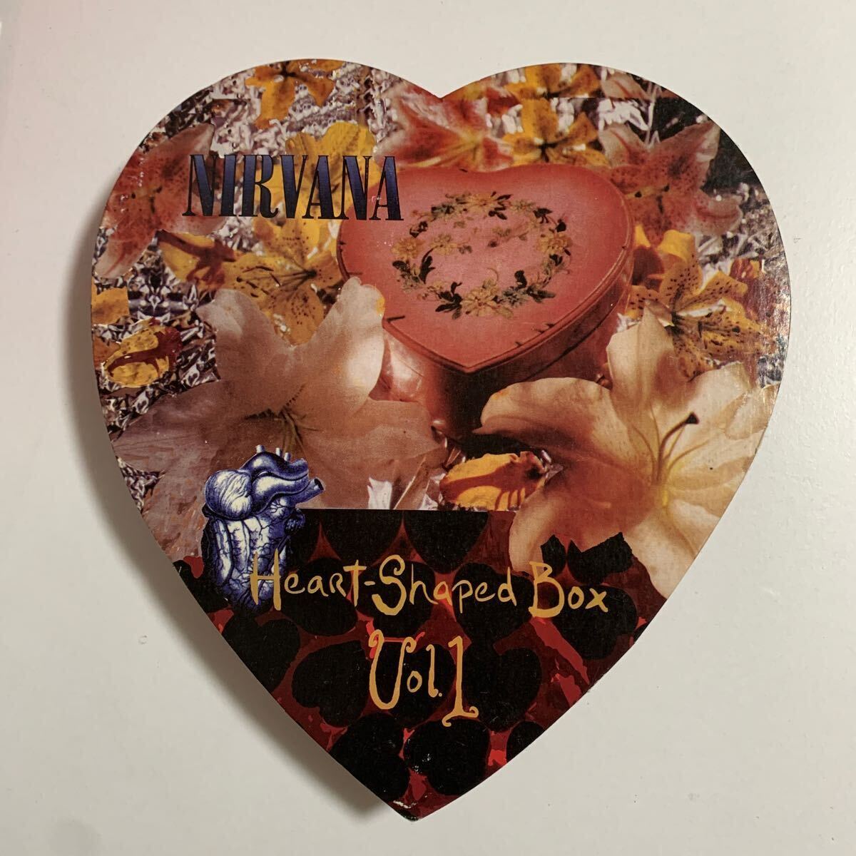 NIRVANA heart shaped box vol 1 KIWI RECORDS CD Vintage NIRVANA heart shaped box vol 1 KIWI RECORDS CD Vintage