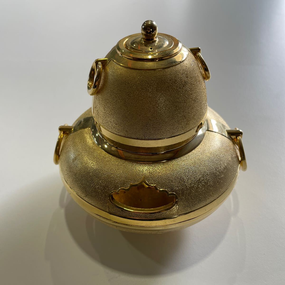茶釜　黄金　24KGP 飾品　インテリア　香炉　骨董　伝統工芸　茶道具　レトロ 茶釜 黄金 24KGP 飾品 インテリア 香炉 骨董 伝統工芸 茶道具