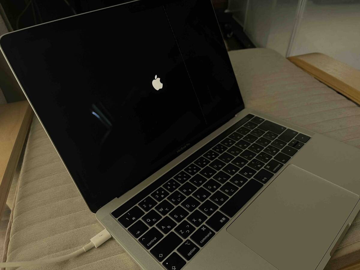 ジャンク】MacBook Pro mid2018 13インチシルバー（Mid 2018