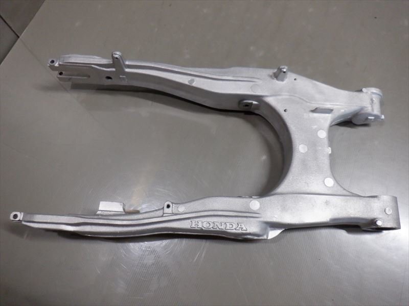 ホンダ CBX400F スイングアーム CBX550F HONDA CBX 當時物 [23-0202-3] [ 6058 ] HONDA