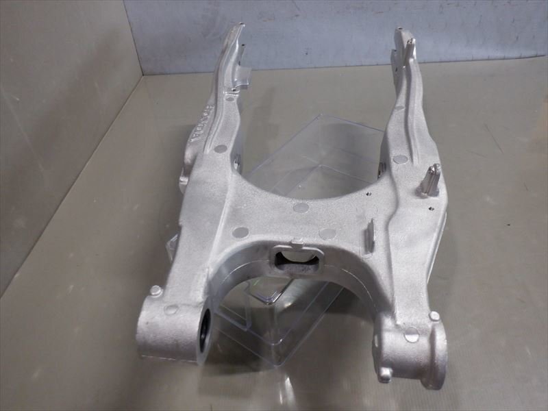 ホンダ CBX400F スイングアーム CBX550F HONDA CBX 當時物 [23-0202-3] [ 6058 ] HONDA